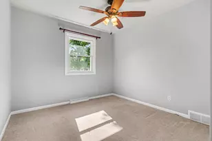 8546 Dolphin St, Portage, MI 49024 - Photo 18