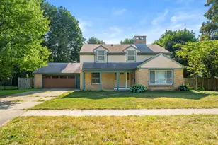 907 East St, Three Rivers, MI 49093 - Photo 1