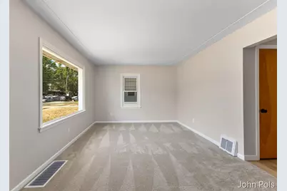 247 43rd Street SW, Grand Rapids, MI 49548 - Photo 4