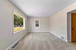 247 43rd St SW, Grand Rapids, MI 49548 - Photo 4