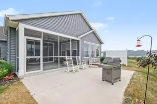 2887 Isle Grand Dr, Belmont, MI 49306 - Photo 4