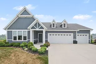2887 Isle Grand Dr, Belmont, MI 49306 - Photo 2