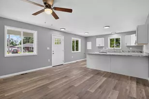 751 Tomlinson St, Jackson, MI 49203 - Photo 4