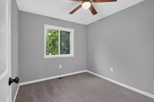751 Tomlinson St, Jackson, MI 49203 - Photo 16