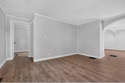 175 S Howell Street, Hillsdale, MI 49242 - Photo 6