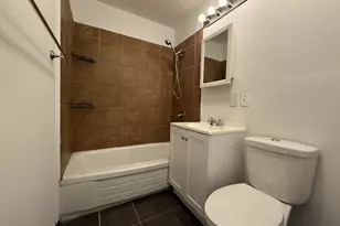 202 Viking Dr, Battle Creek, MI 49017 - Photo 14