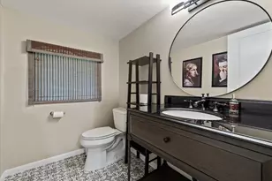 349 Nesbit Ln, Rochester Hills, MI 48309 - Photo 28