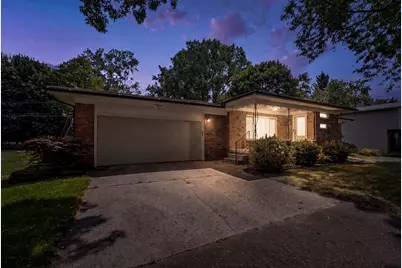 349 Nesbit Lane, Rochester Hills, MI 48309 - Photo 2