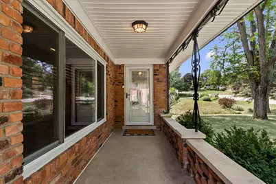 349 Nesbit Lane, Rochester Hills, MI 48309 - Photo 6