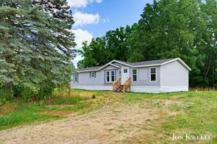 8636 Maple Rd, Lyons, MI 48851 - Photo 2