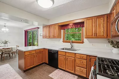 16137 Comstock Street, Grand Haven, MI 49417 - Photo 12
