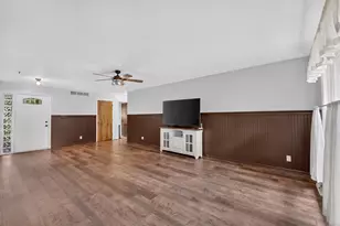 3129 Happy Valley Rd, Jackson, MI 49203 - Photo 16