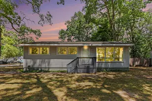290 Eric Ave, Muskegon, MI 49444 - Photo 1