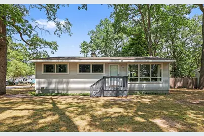 290 Eric Avenue, Muskegon, MI 49444 - Photo 2