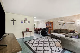 290 Eric Ave, Norton Shores, MI 49444 - Photo 4