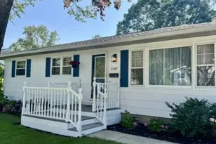 2397 Blodgett St, Muskegon, MI 49441 - Photo 4