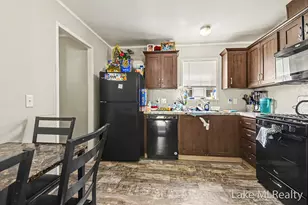 357 S Hardwick Dr SW, Grand Rapids, MI 49548 - Photo 4