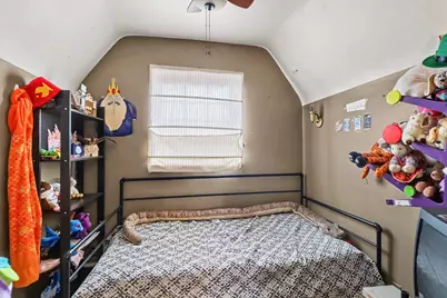 11651 Gallagher Street, Hamtramck, MI 48212 - Photo 16