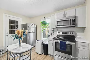 214 Delaware St SE, Grand Rapids, MI 49507 - Photo 10