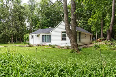 128 E Territorial Road E, Battle Creek, MI 49015 - Photo 2