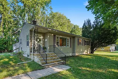 601 Marcelletti Avenue, Paw Paw, MI 49079 - Photo 2