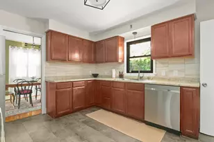 1701 8th St NW, Grand Rapids, MI 49504 - Photo 6