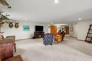971 Niagara Dr, Lawton, MI 49065 - Photo 20