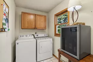 971 Niagara Dr, Lawton, MI 49065 - Photo 18