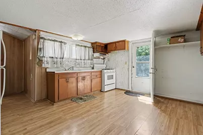 1010 Kalamazoo Street, South Haven, MI 49090 - Photo 6