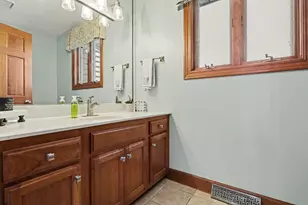2390 Sycamore Path, Saint Joseph, MI 49085 - Photo 20