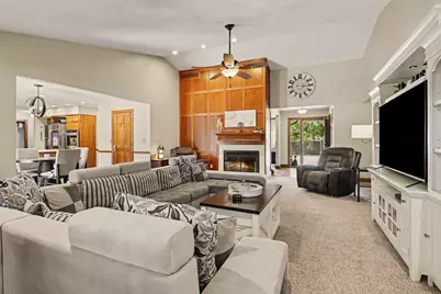 2390 Sycamore Path, Saint Joseph, MI 49085 - Photo 16