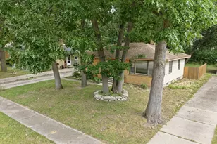 1711 Royal Oak St SW, Wyoming, MI 49519 - Photo 6