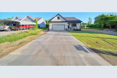 237 Ambler Drive, Brooklyn, MI 49230 - Photo 4