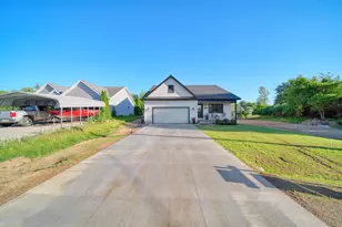 237 Ambler Dr, Brooklyn, MI 49230 - Photo 4