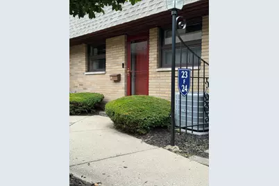 2727 S Lakeshore Drive #F23, Saint Joseph, MI 49085 - Photo 1