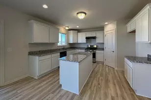 11740 Hillside Dr, Dexter, MI 48130 - Photo 2