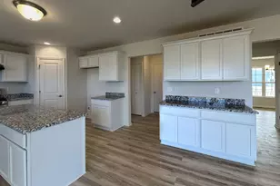 11740 Hillside Dr, Dexter, MI 48130 - Photo 4