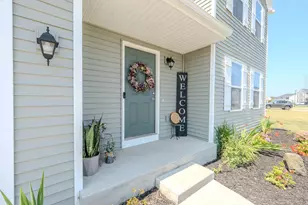 2014 Orlov Dr, Hudsonville, MI 49426 - Photo 4