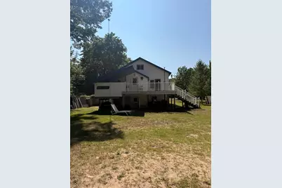 554 N Morris Street, Pentwater, MI 49449 - Photo 4