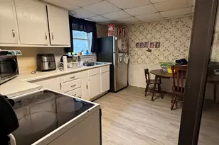 554 N Morris St, Pentwater, MI 49449 - Photo 20
