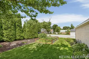 136 S Fairview Rd, Zeeland, MI 49464 - Photo 38