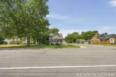 136 S Fairview Road, Zeeland, MI 49464 - Photo 32