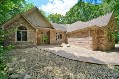 2500 Reynolds Road, Jackson, MI 49201 - Photo 2