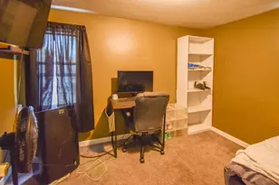 135 S Manning St, Hillsdale, MI 49242 - Photo 22