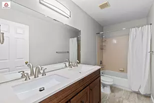 23348 Redman Ct, Trenton, MI 48183 - Photo 10