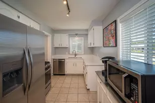 22225 Love St, Saint Clair Shores, MI 48082 - Photo 10