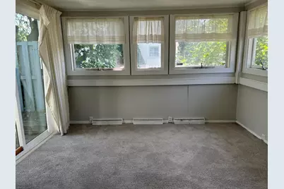 1443 Regent Street, Niles, MI 49120 - Photo 6