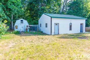 280 Elm St, Fruitport, MI 49415 - Photo 8