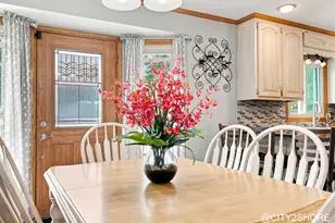 6719 Crown Point Dr, Hudsonville, MI 49426 - Photo 12