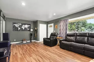 1219 Jeannine Ct, Niles, MI 49120 - Photo 2
